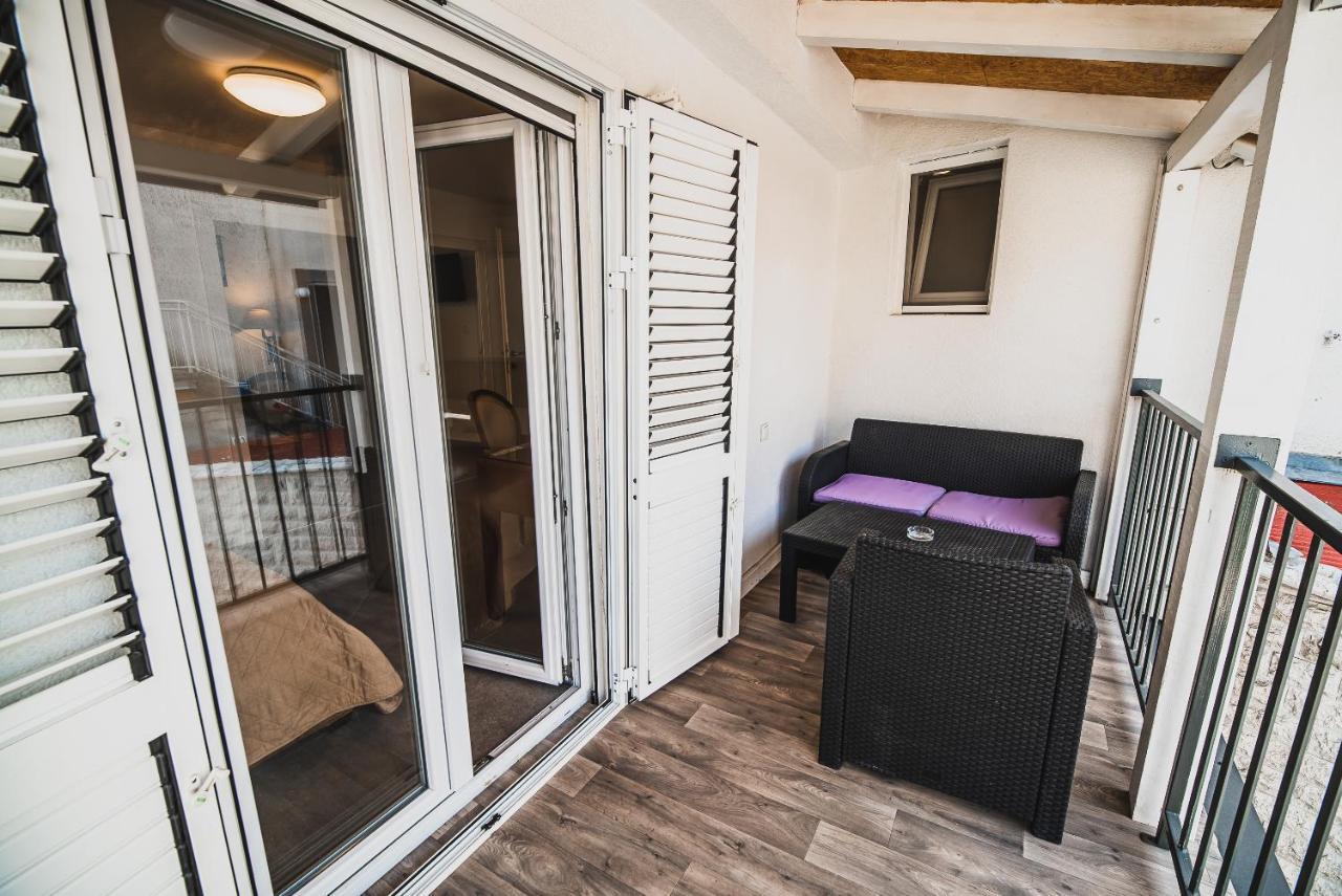 Downtown Luxury Apartments With Hot Tub Vodice Exteriör bild