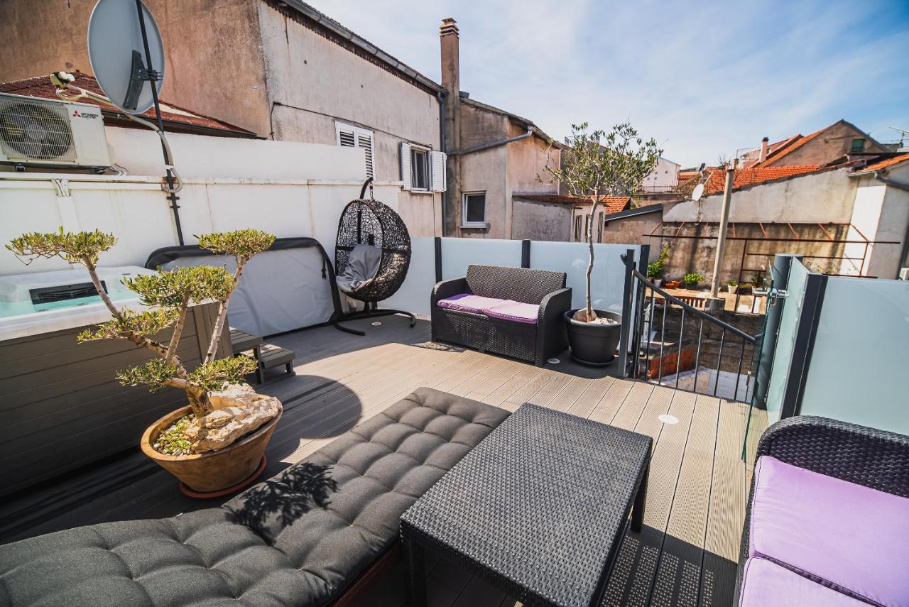 Downtown Luxury Apartments With Hot Tub Vodice Exteriör bild