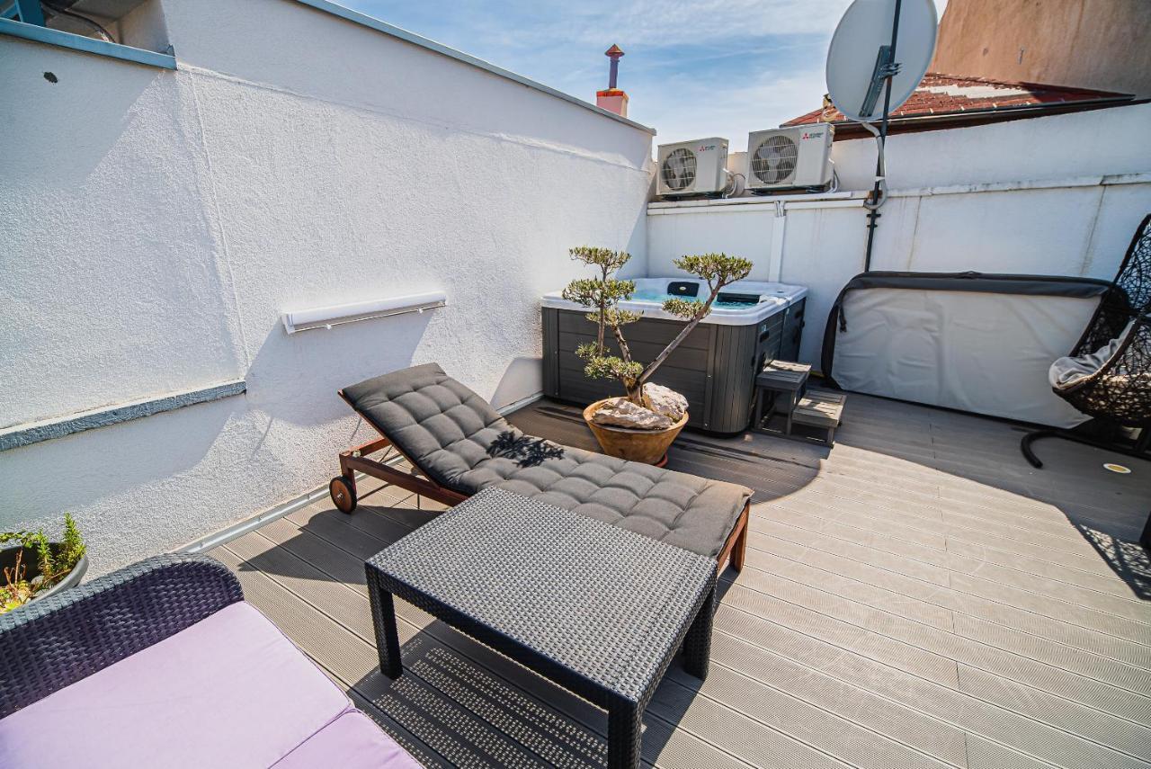 Downtown Luxury Apartments With Hot Tub Vodice Exteriör bild