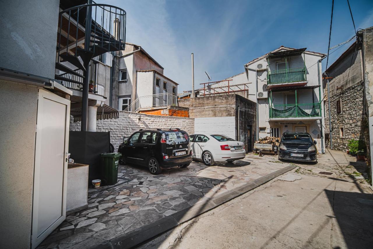 Downtown Luxury Apartments With Hot Tub Vodice Exteriör bild